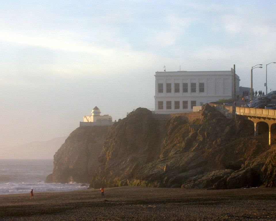 closer view of the Cliff House from the Ocean Beach esplanade